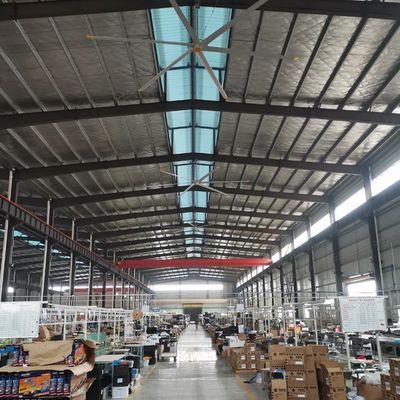 良い価格 7.3m 24FT PMSMモーター 倉庫換気と空気冷却のための産業用天井扇風機 オンライン